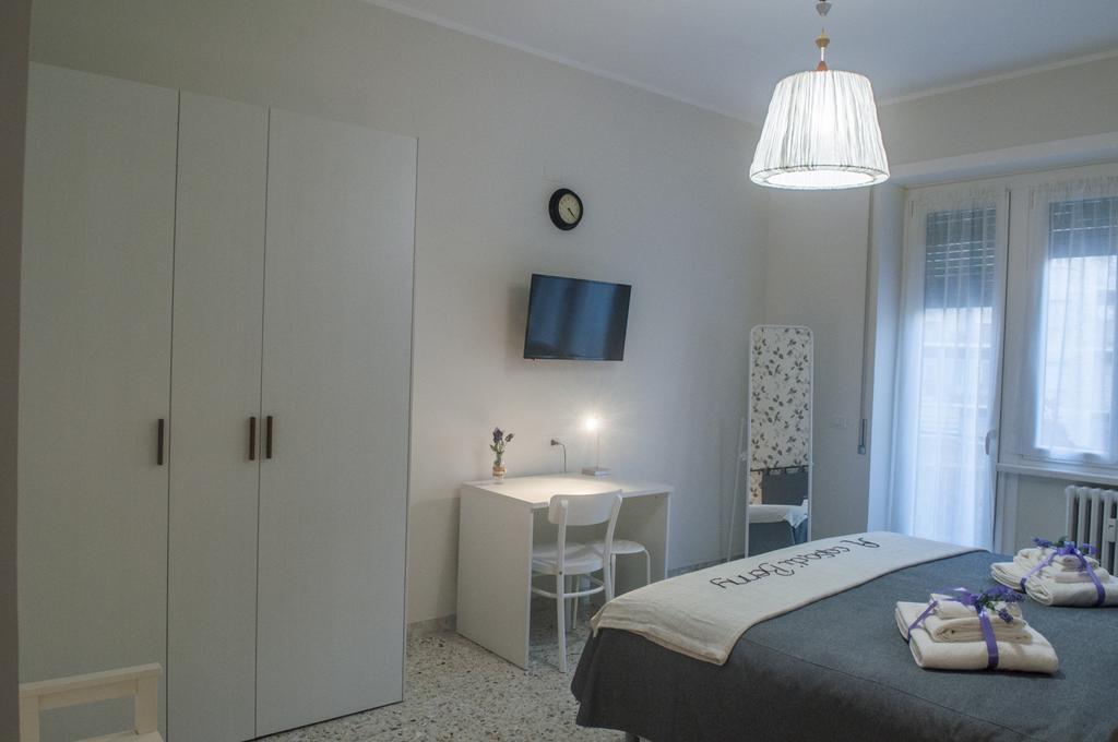 A Casa Di Benny Hotel Рим Екстериор снимка
